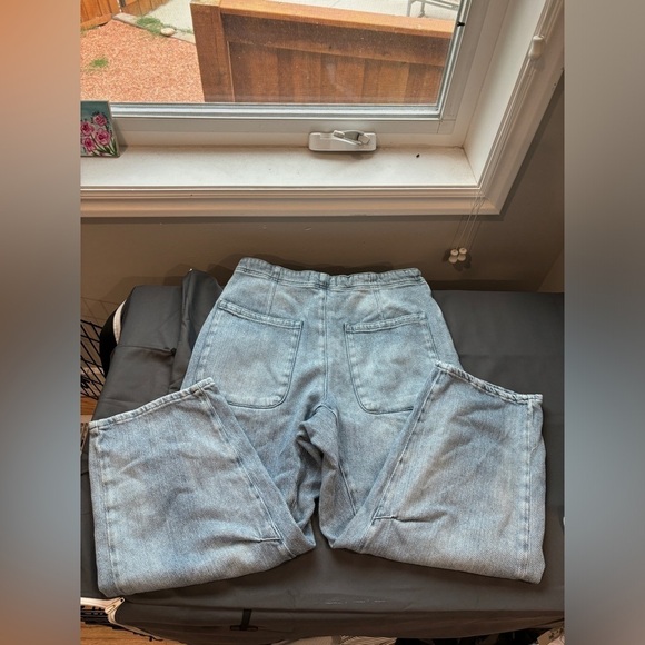 Free People We The Free Osaka Relaxed Low Slung Slouchy Tapered Cropped Jeans - Picture 5 of 7